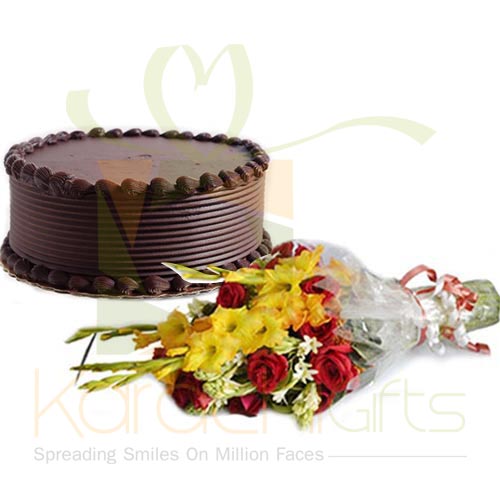 Choco Chip Cake With Small Bouquet