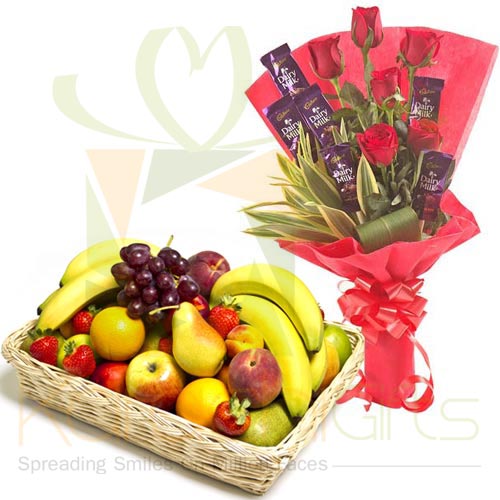 Choc Rose Bouquet With Fruits