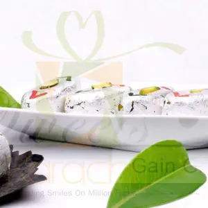Kaju With Pista Filling Saffron 1Kg