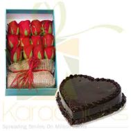 Rose Box With Heart Shape Cake